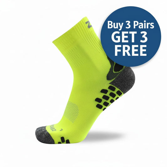 3D Dotted Running Socks (Mini Crew)