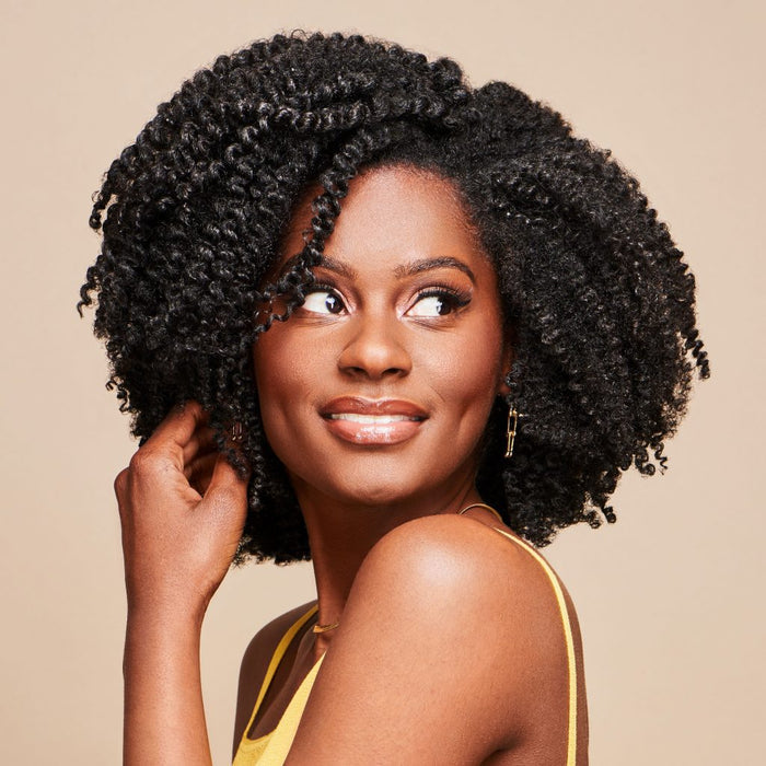 African Pride Moisture Miracle Coconut Milk & Honey Leave-In Conditioner 8oz
