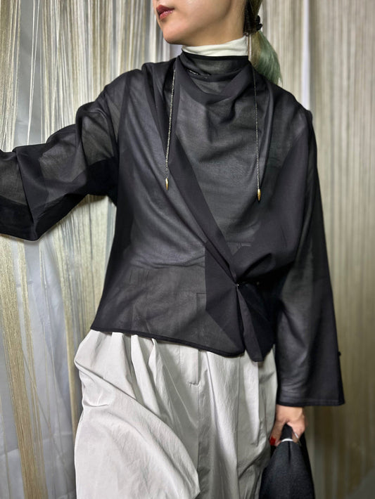 AMOMENTO MOCK NECK TWO WAY BLOUSE