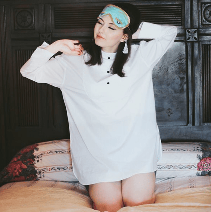 Audrey Hepburn “Breakfast at Tiffany’s” Sleep Set – One Size Fits Most (Rental) - Utopiat