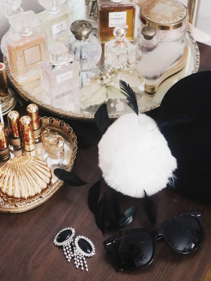 Audrey Hepburn Inspired Feather Hat - Utopiat