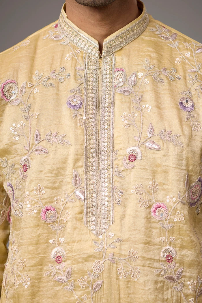 Ornate Floral Border Kurta Set – Dussehra & Wedding Wear | Mahavir NX