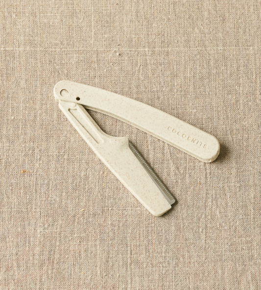 CocoKnits Fuzz Off Comb