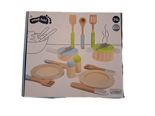 Crockery and Cookware Set Play Kitchen