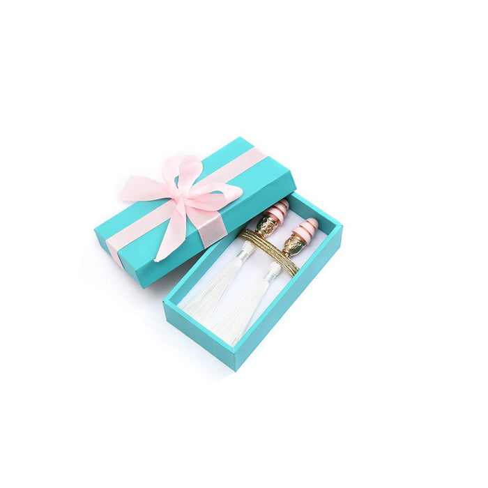 Holly — The Tassel Earplugs - Utopiat