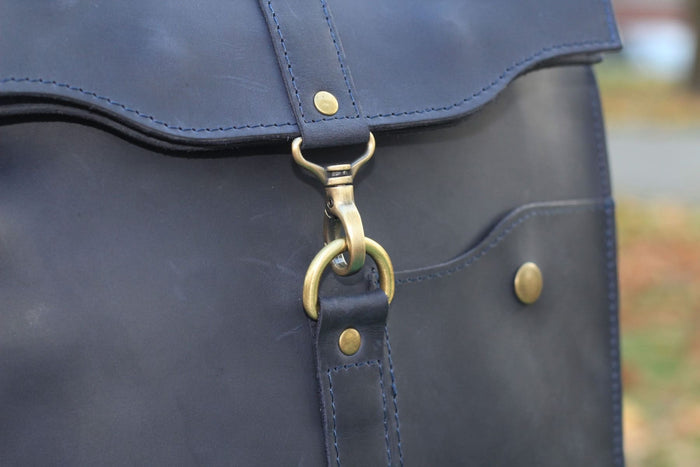 Leather backpack Carbine Blue