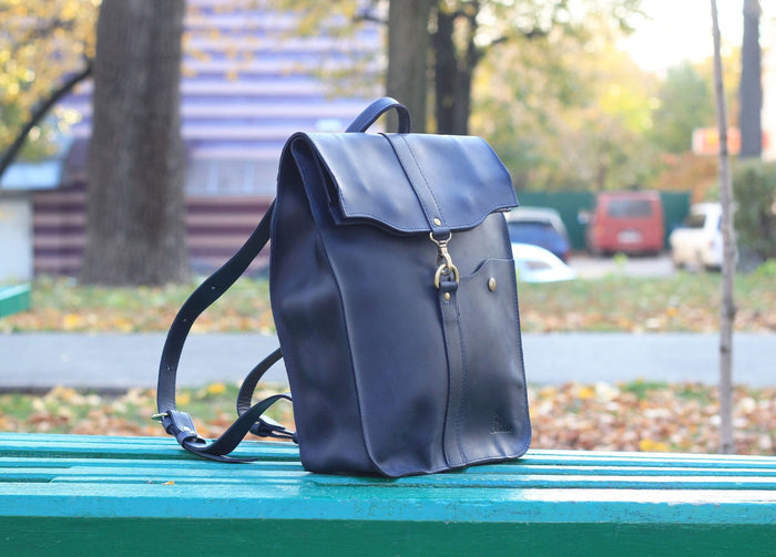 Leather backpack Carbine Blue