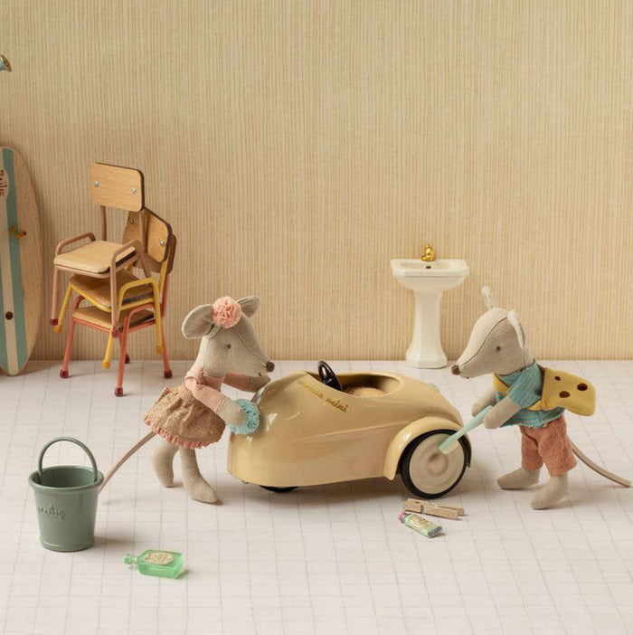 Maileg Driver Mouse, Little Sister