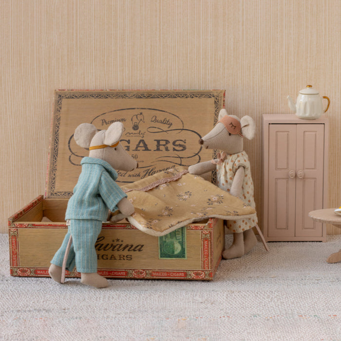 Maileg Mom and Dad Mice in Cigar Box