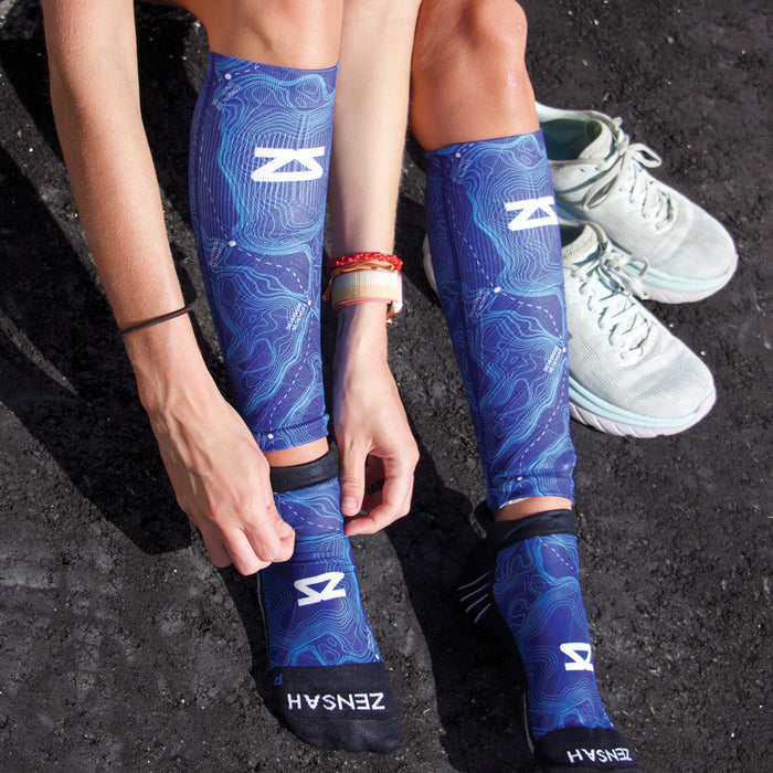 Topo Trail Compression Leg SleevesLeg Sleeves - Zensah