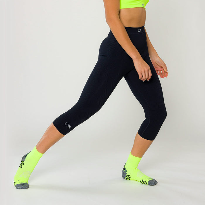 Ultra Compression Women's 3/4 Recovery LeggingsCompression Bottoms - Zensah