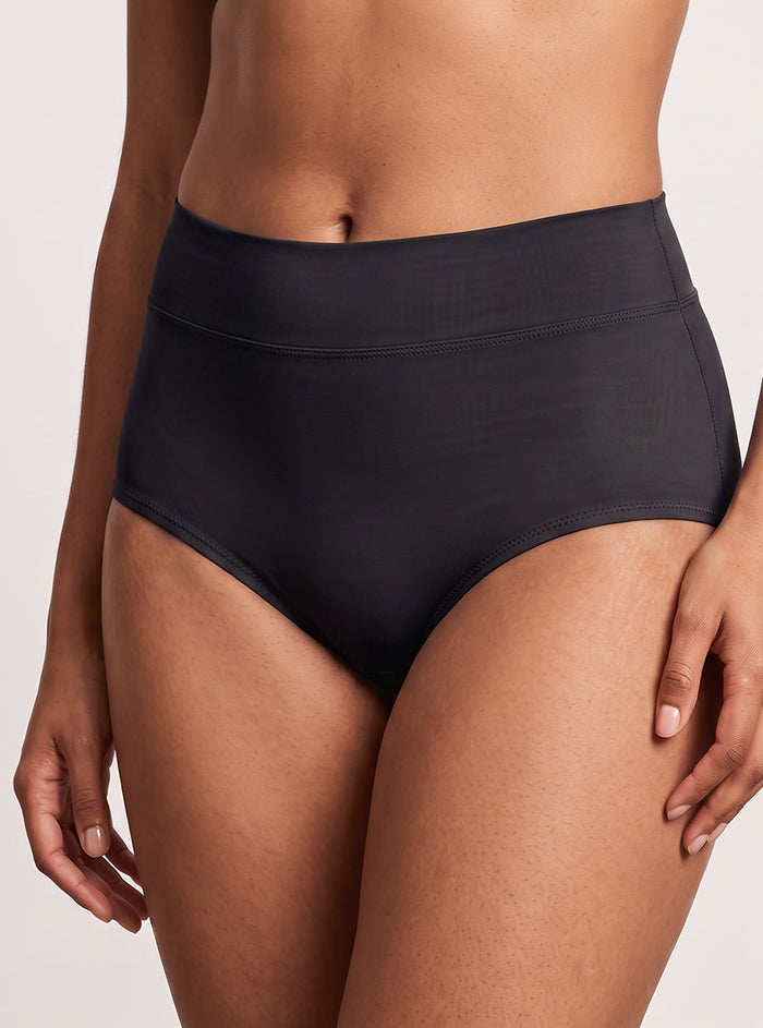 Womens Smoothlines Light Control Full Brief 2 Pack