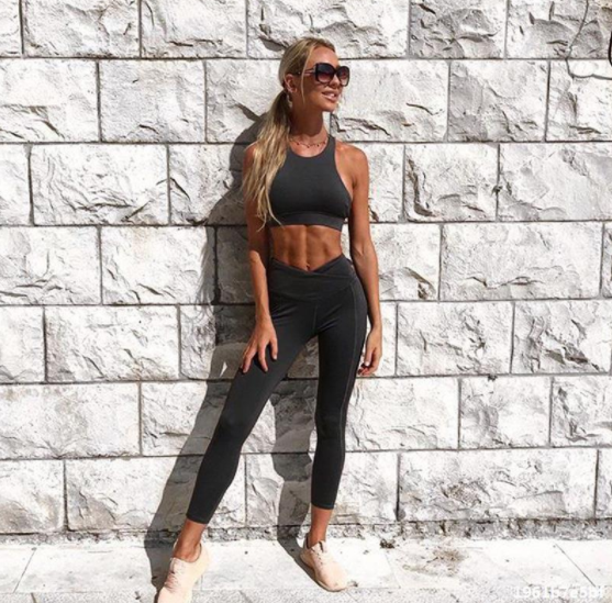 Women’s Yoga Fitness Suit – Sleek & Performance-Driven